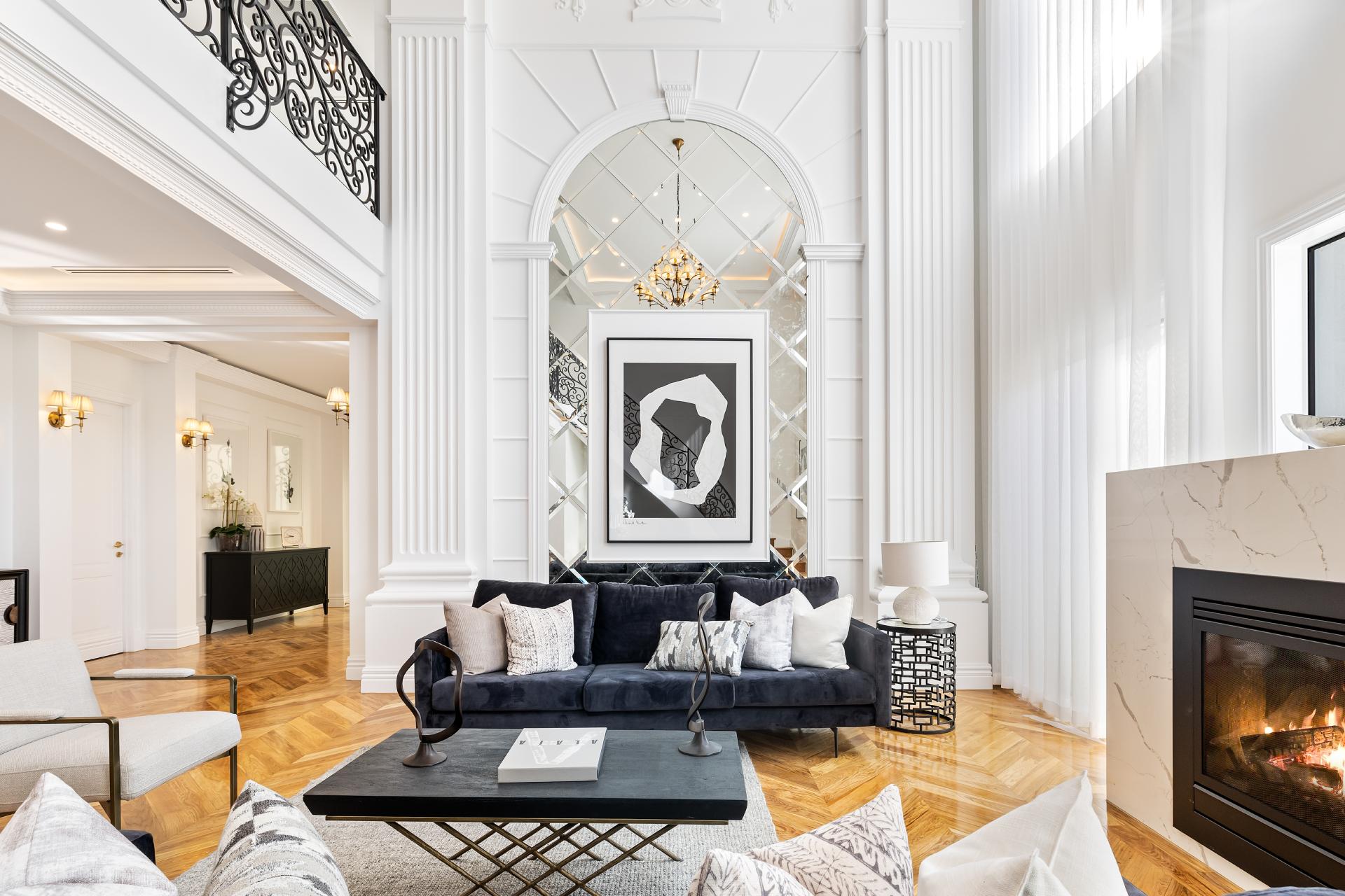 Salon Feature Archway and Classical Pilasters